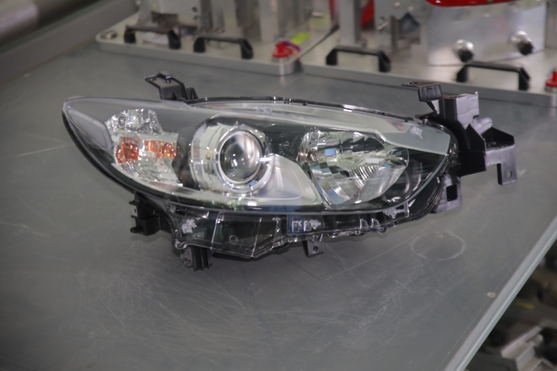 J71R前灯（一汽马自达-阿特兹）